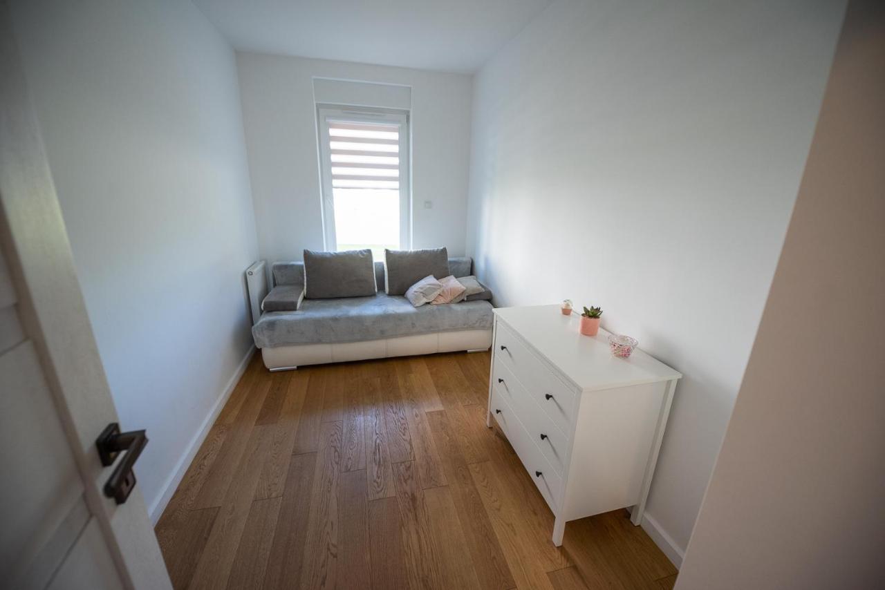 Apartament Nad Jeziorem W Ilawie- Mozliwosc Wynajecia Motorowki !! Илава Екстериор снимка